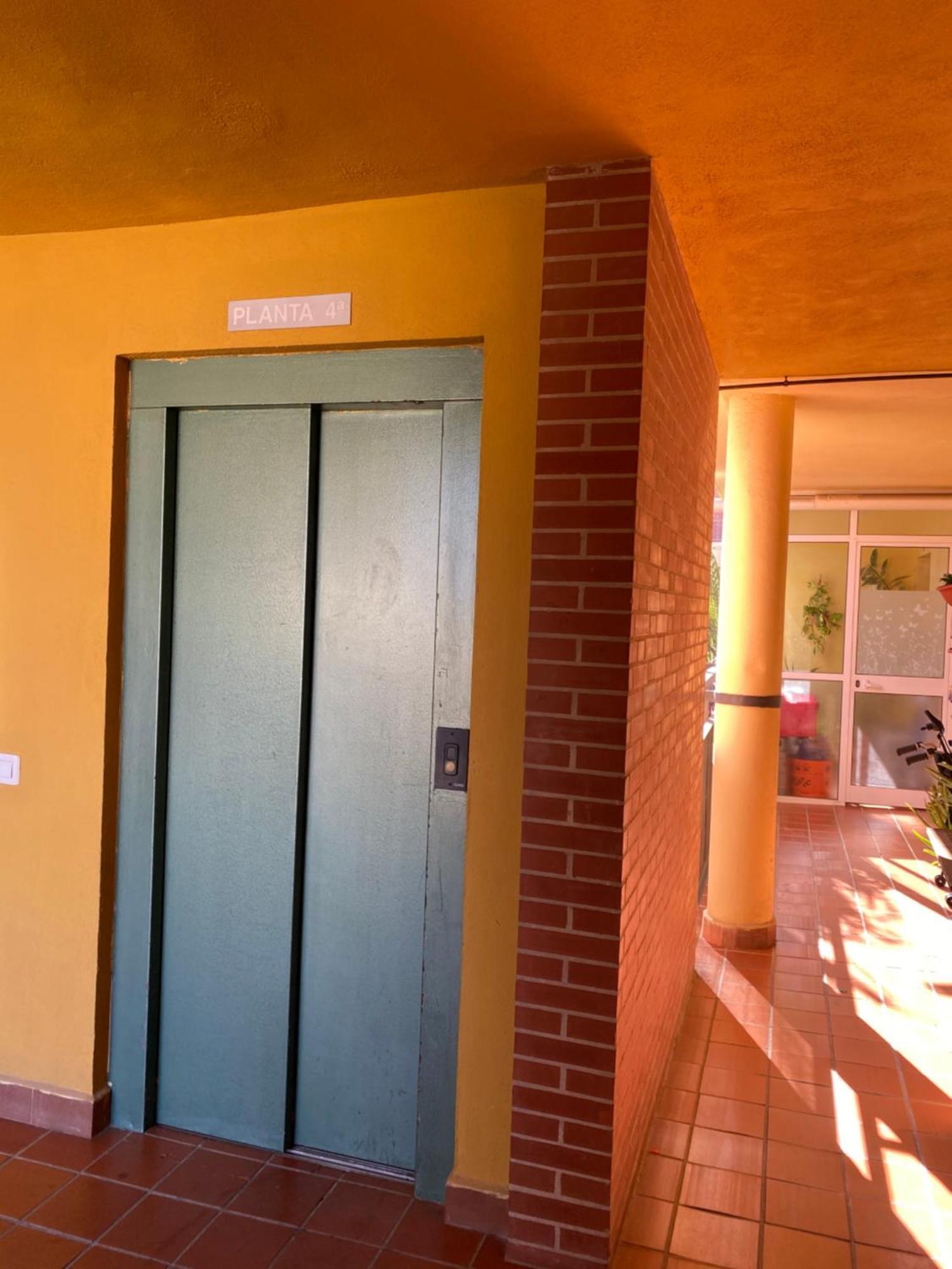 דירות בנאלמדנה Apartamento Arroyo De La Miel Costa Del Sol מראה חיצוני תמונה